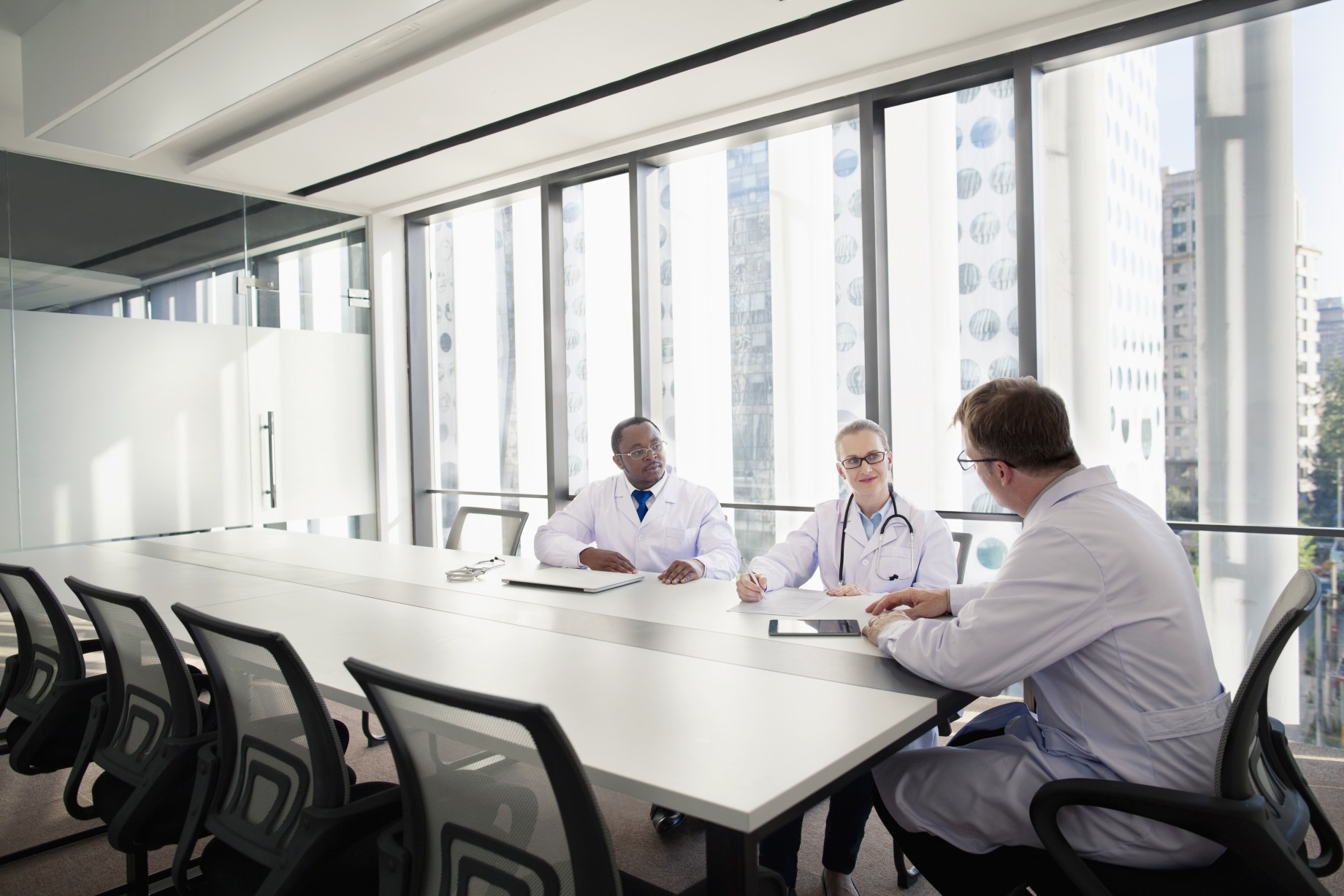 doctors having a meeting