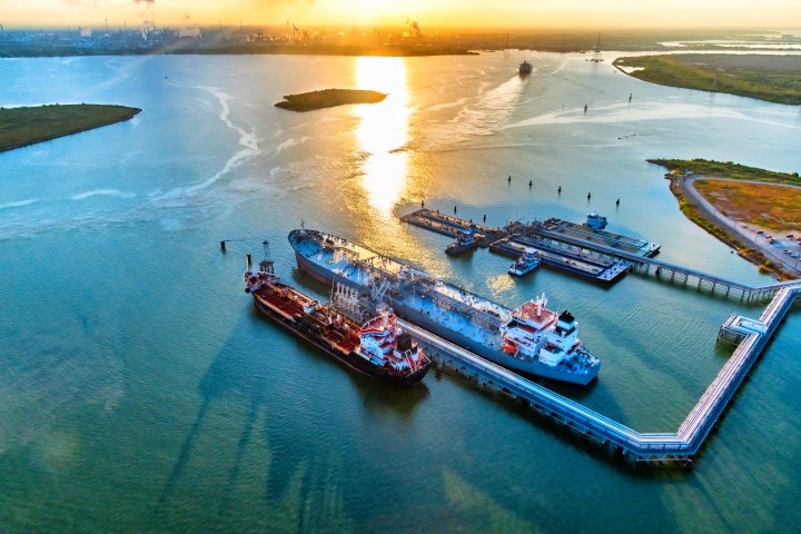 oil tanker ships at port of Houston