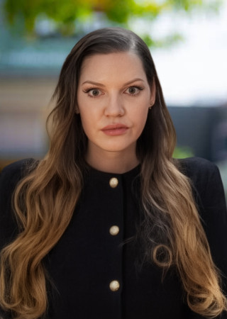 Sarah Holmes