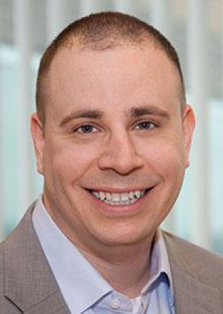 andrew guigno headshot